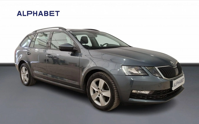 Skoda Octavia cena 53900 przebieg: 144109, rok produkcji 2019 z Lesko małe 277